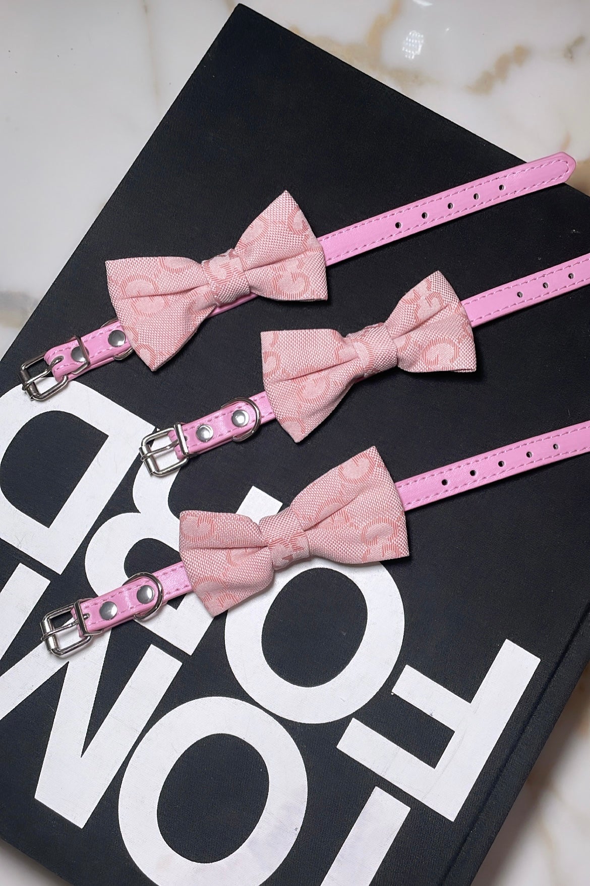 Poochi Bow Tie Collar Set