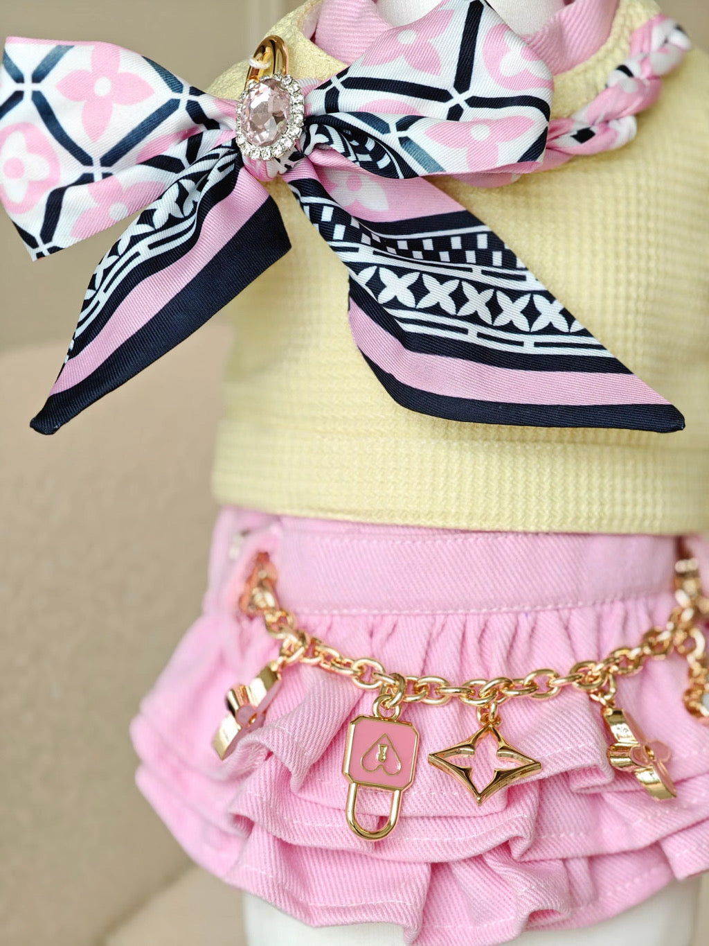 The Regina Set — Plastics Pink